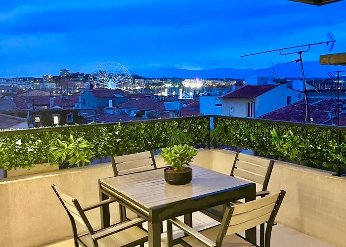 Apartamento Rooftop Unique Vue / Vieil Antibes